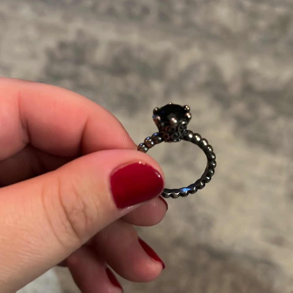 Black stone pandora ring